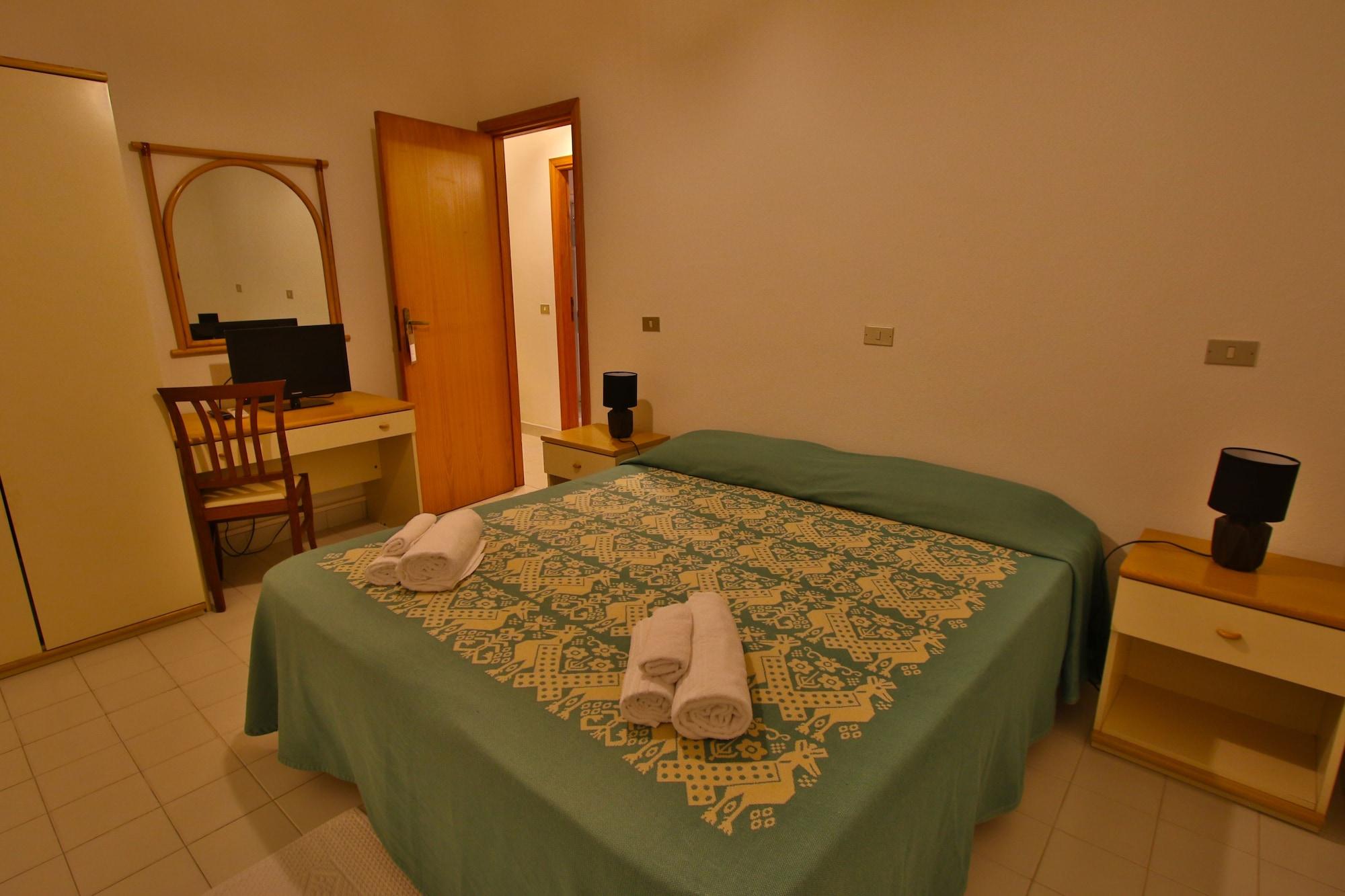 Hotel Le Mimose سان تيودورو المظهر الخارجي الصورة